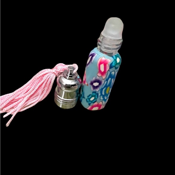 COLORFUL COLLECTIBLE MINI ROLLER PERFUME REFILL BOTTLE - Picture 4 of 7